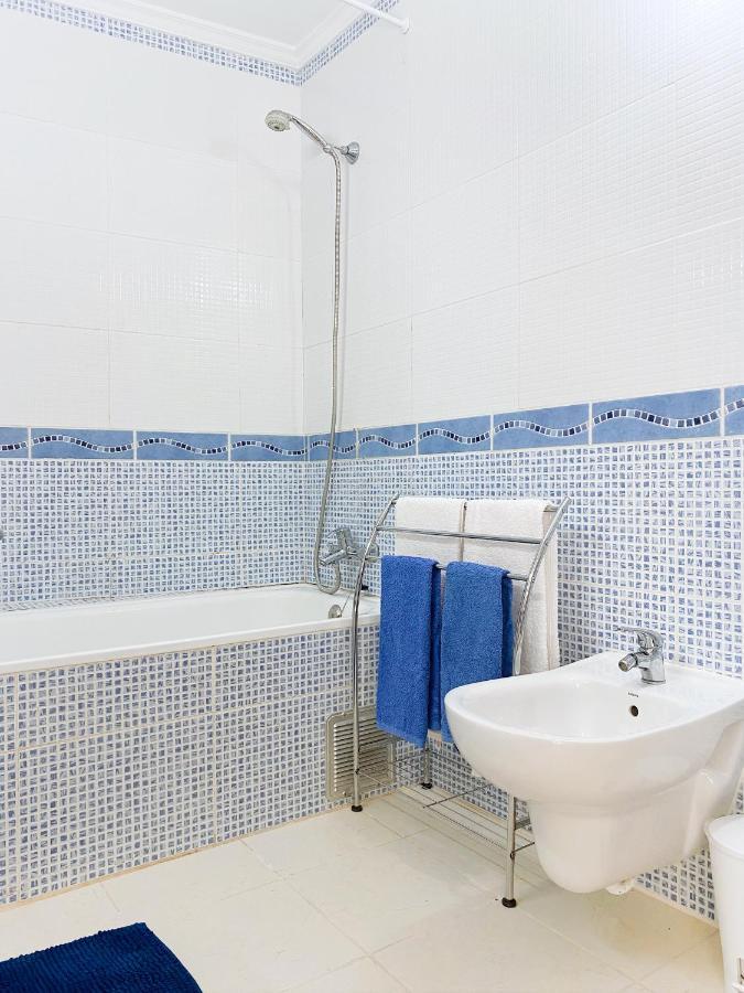 Sitio Do Raposo - Carvoeiro - Wifi, Ac, Beach & Center 200M 外观 照片